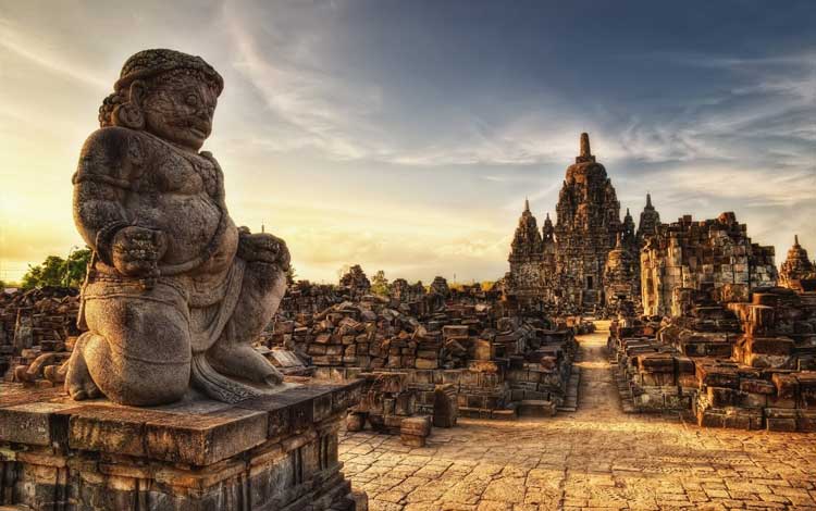 Tempat wisata Instagramable di Jogja - Candi Prambanan