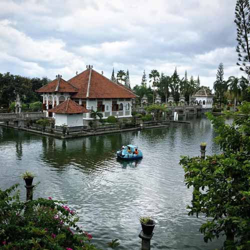 Tempat-Wisata-Taman-Ujung-Karangasem-Bali